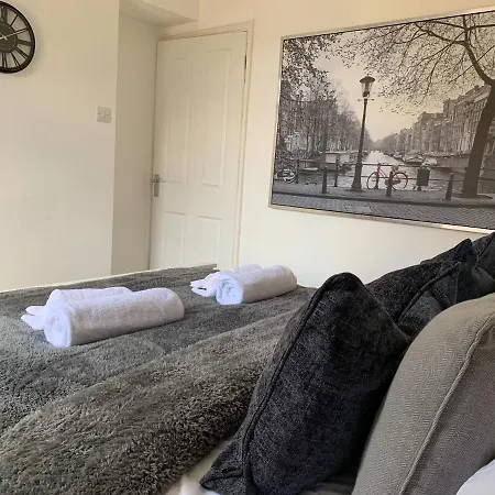 Apartmán The Kensingston - Quaint Victorian With Free Parking *