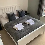 Lejlighed The Kensingston - Quaint Victorian With Free Parking *