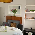 The Kensingston - Quaint Victorian With Free Parking Lejlighed *